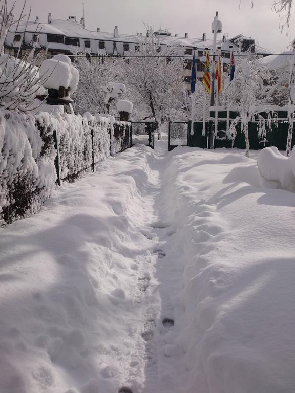 Hotel Chalet Puigdefabregas Χάκα Εξωτερικό φωτογραφία