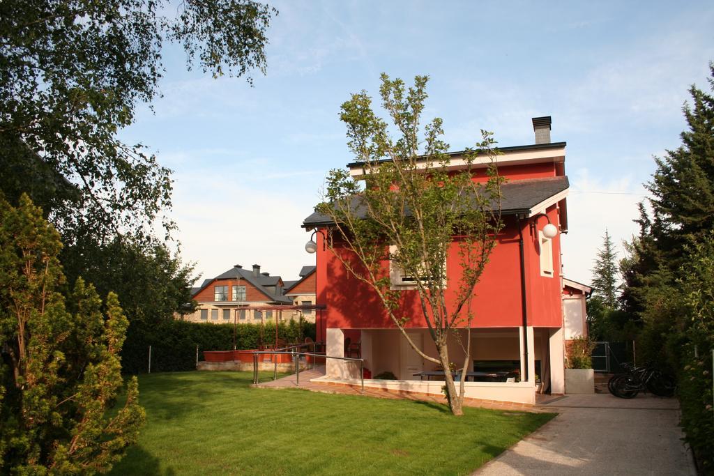 Hotel Chalet Puigdefabregas Χάκα Εξωτερικό φωτογραφία