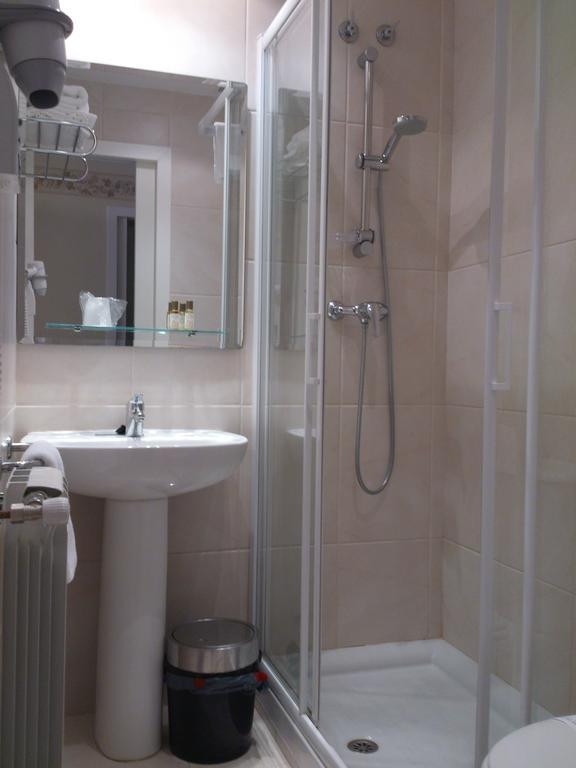Hotel Chalet Puigdefabregas Χάκα Δωμάτιο φωτογραφία